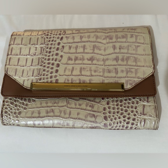 AUTHENTIC Antonio Melani pink snake skin like leather - Picture 2 of 9